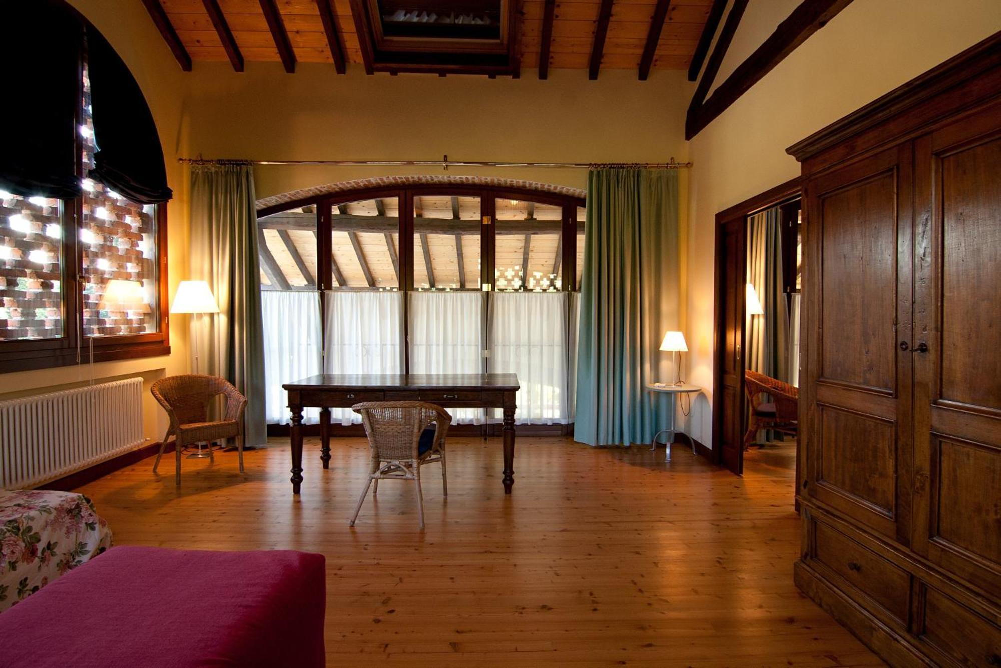 Polidora Bed & Breakfast Laveno-Mombello Bagian luar foto