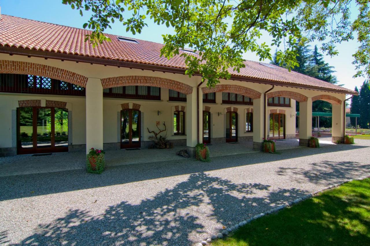 Polidora Bed & Breakfast Laveno-Mombello Bagian luar foto